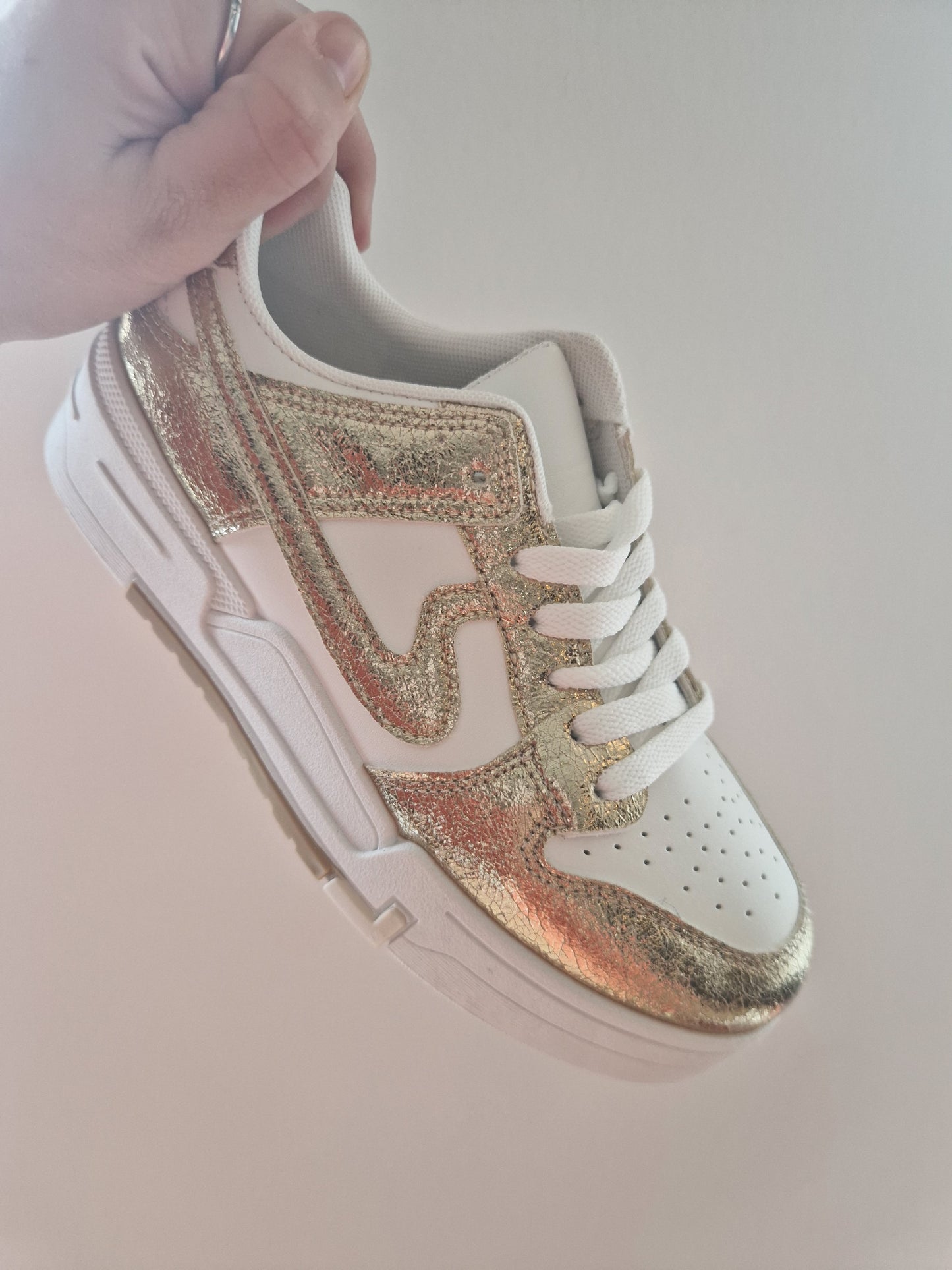 Sneaker gold/white