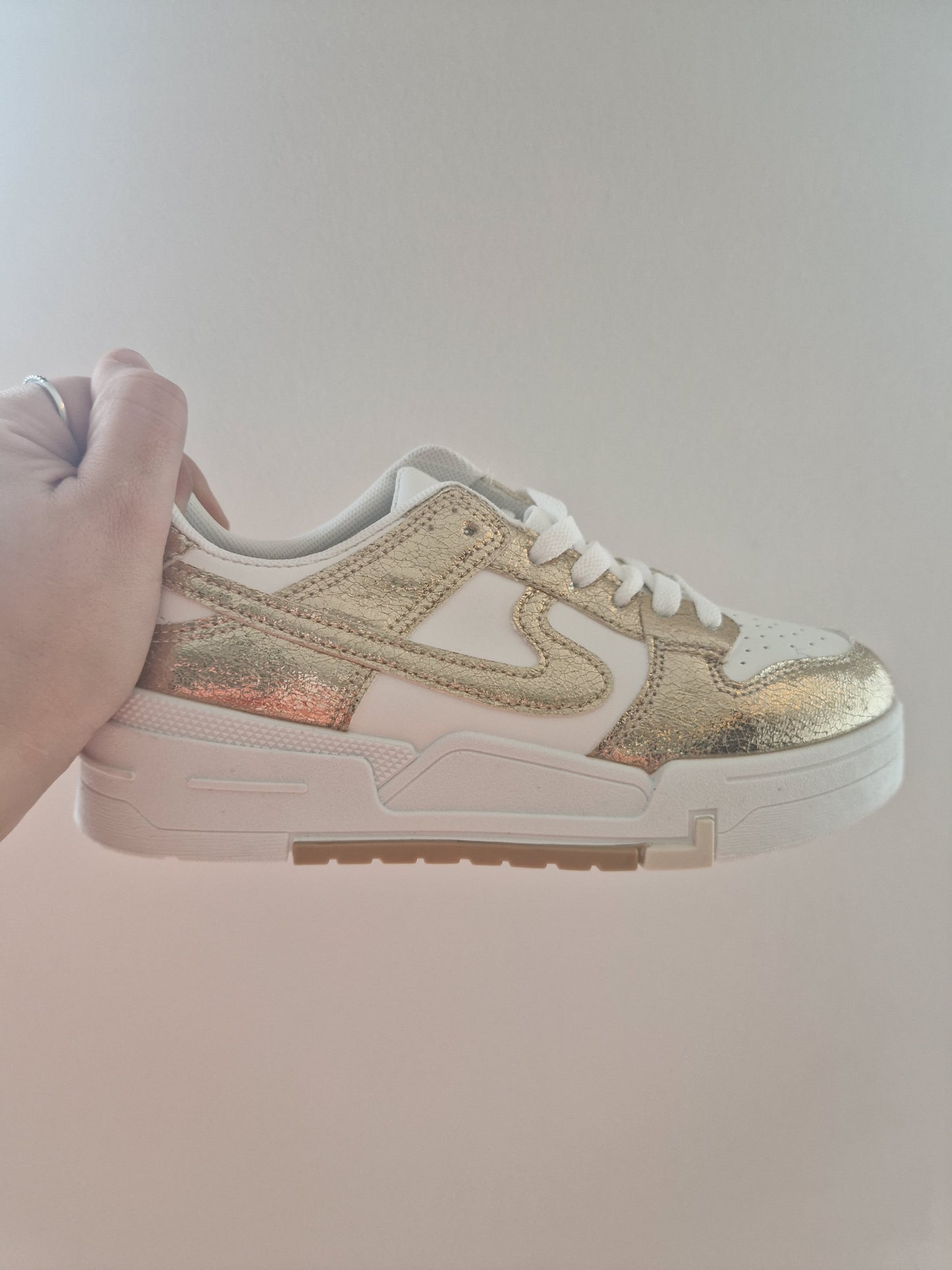 Sneaker gold/white