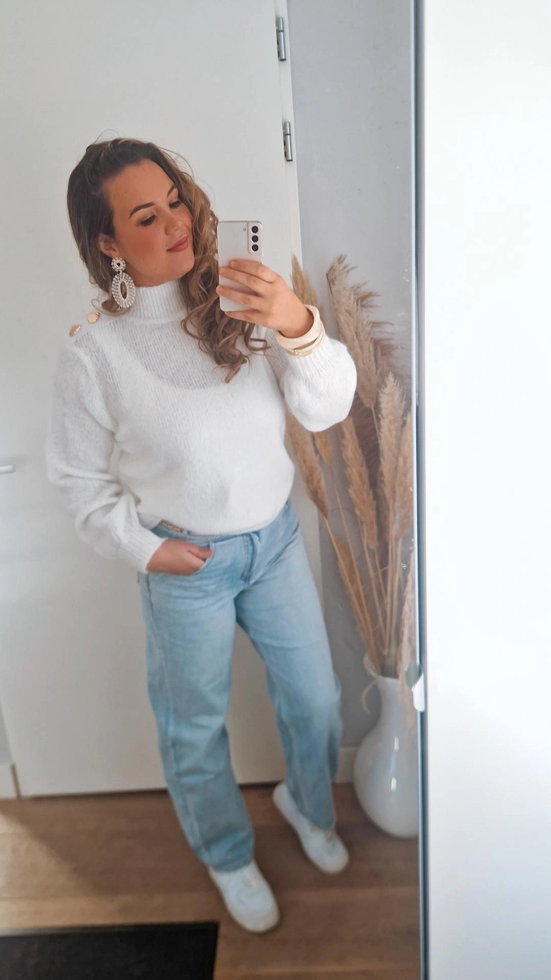 Trui hartjesknoop offwhite