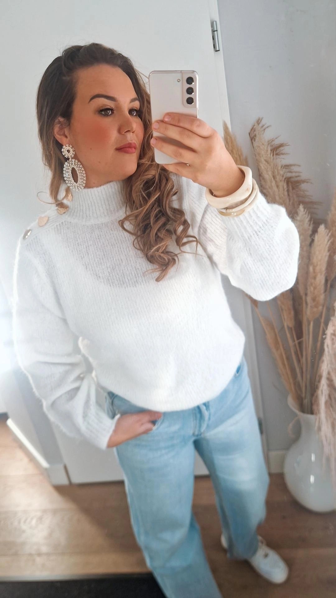 Trui hartjesknoop offwhite