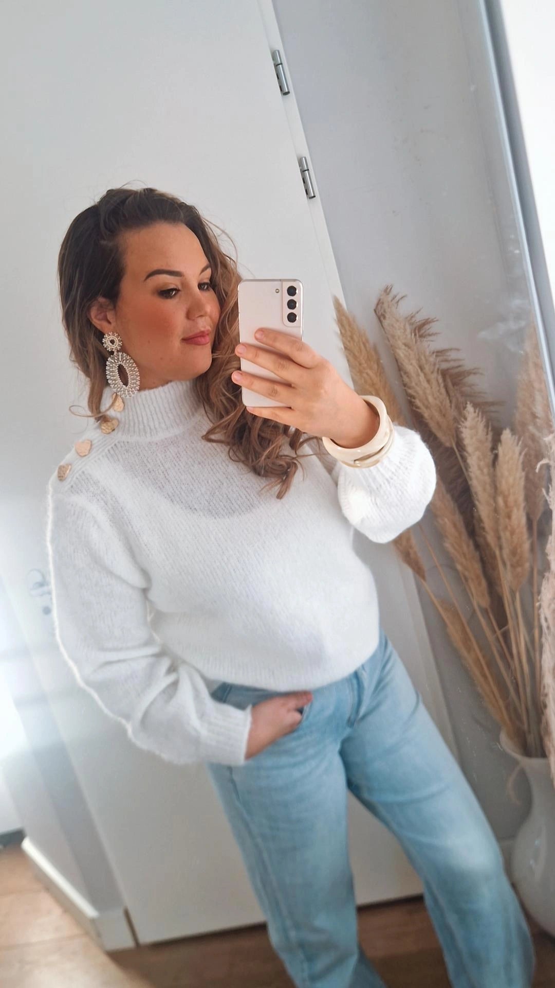 Trui hartjesknoop offwhite