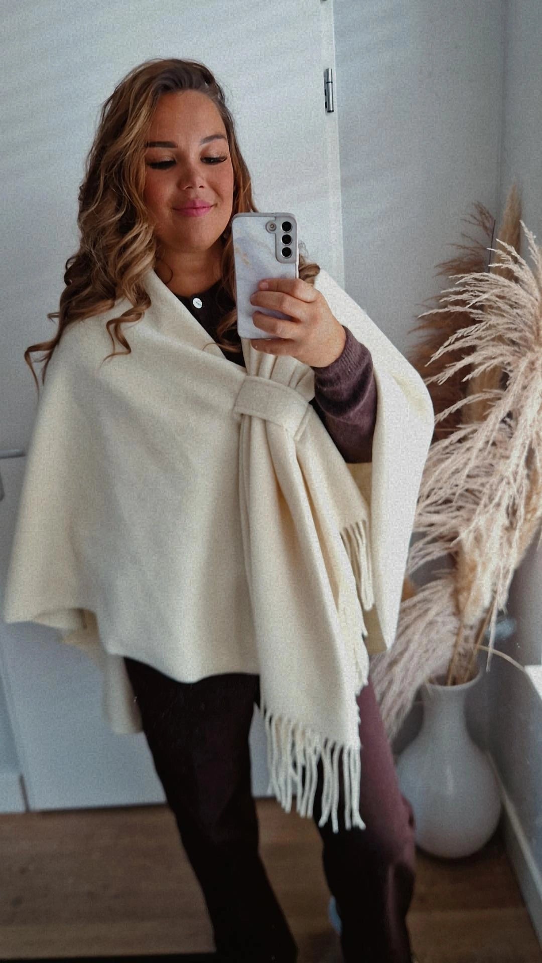 Poncho white